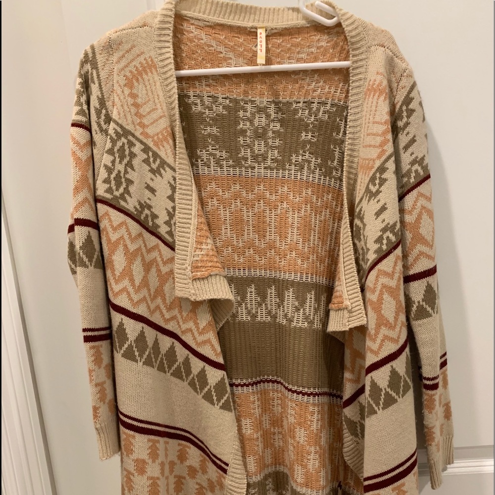 Sweater/cardigan